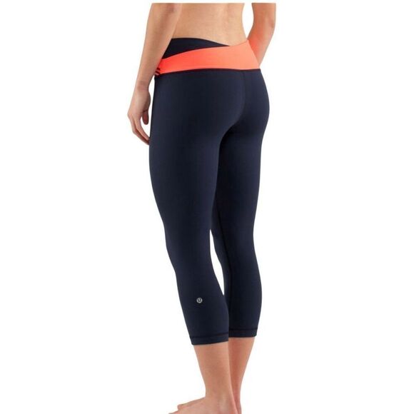 Lululemon Astro Wunder Under Crop - Picture 2 of 12